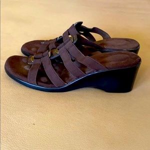 🌺 Vert comfortable brown sandals